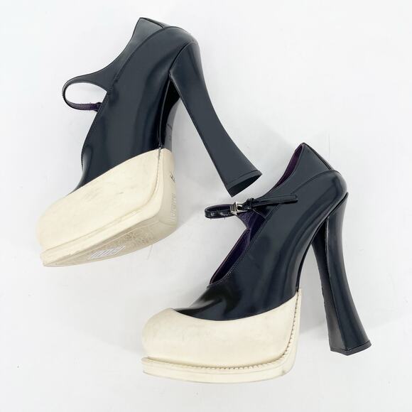 Prada Runway 2012 White & Black Rubber Cap Toe Mary Jane Platform Heels IT 36 - Picture 4 of 11